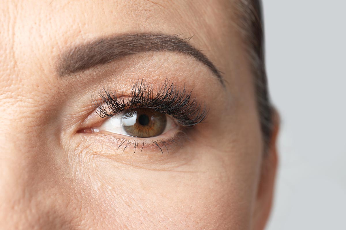 What does EMDR Therapy Treat Woman in EMDR therapy