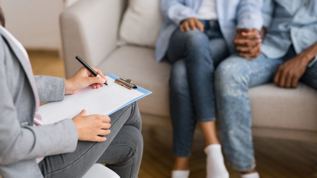Finding the Best Couples Therapy in Texas Texas couple undergoing couples therapy