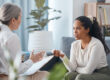 Woman talks to therapist about emotional eating